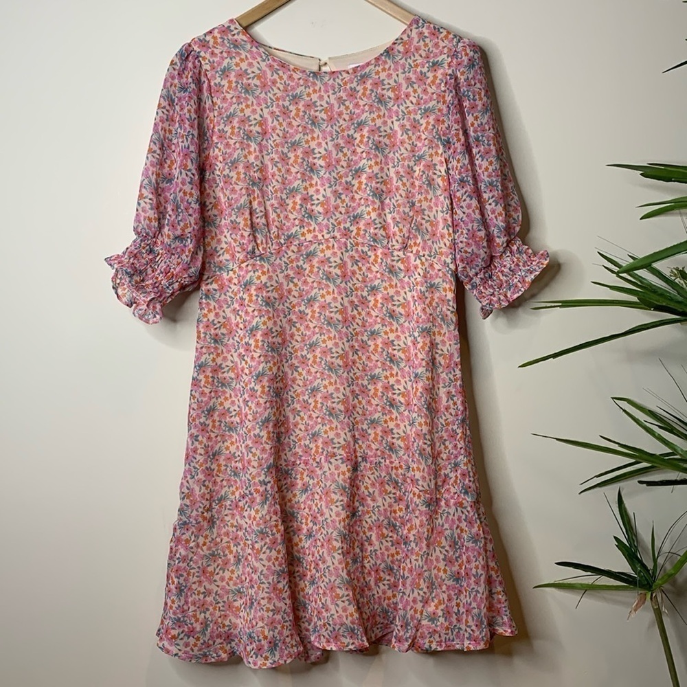 Lush | Blush Pink Ditsy Floral Lined Midi Puff Short Sleeved Swing Dress M